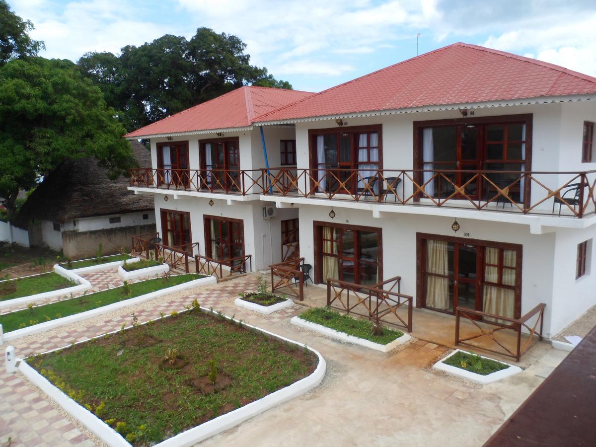 Amaan Ocean Hotel Kihinani Bububu ภายนอก รูปภาพ