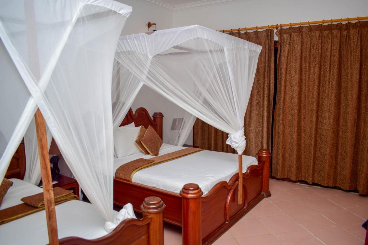 Amaan Ocean Hotel Kihinani Bububu ภายนอก รูปภาพ